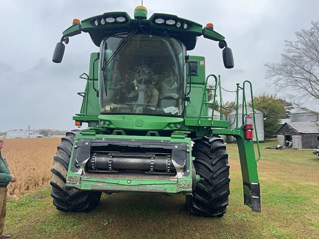 Image of John Deere S780 equipment image 2