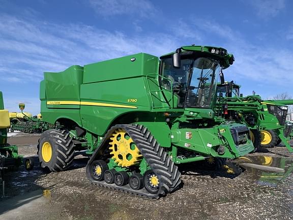 Image of John Deere S790 Primary image