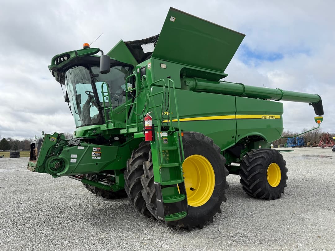 Image of John Deere S790 Primary image