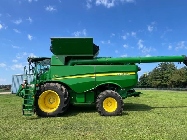 Image of John Deere S790 equipment image 2
