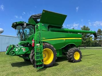 Main image John Deere S790