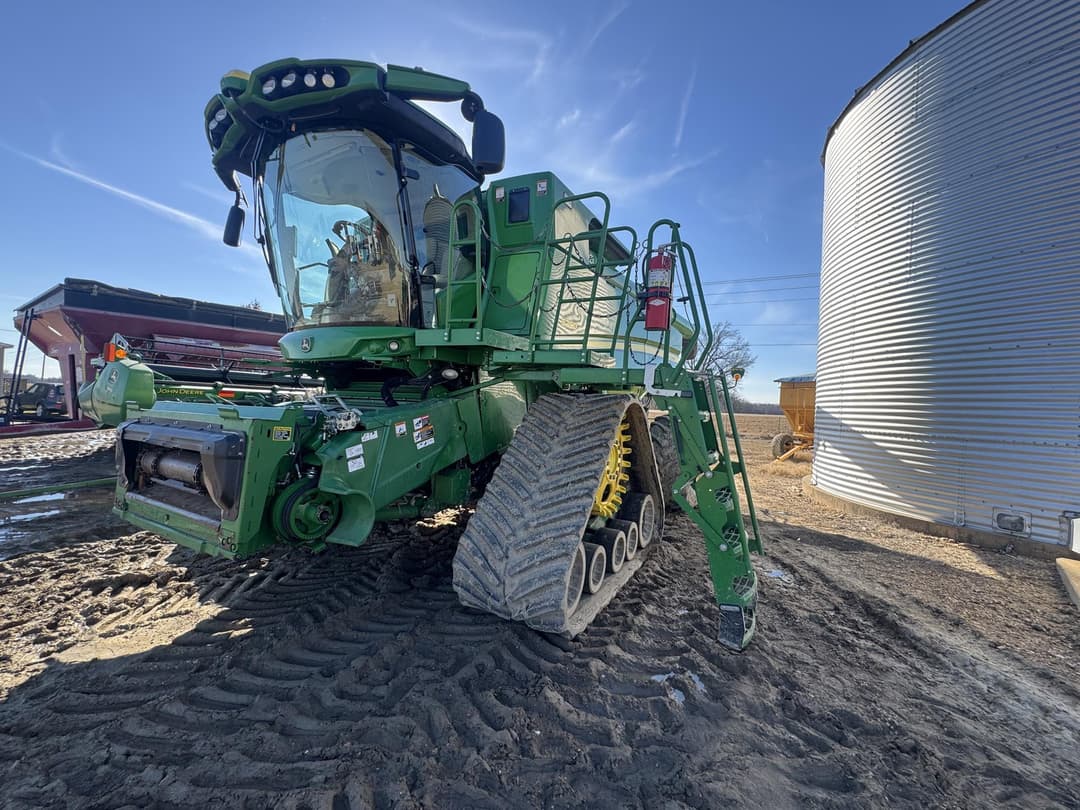 Image of John Deere S790 Primary image
