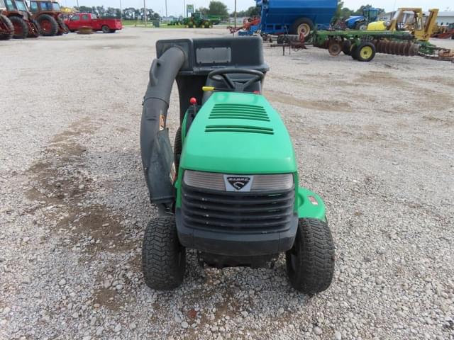 Image of John Deere Sabre equipment image 2