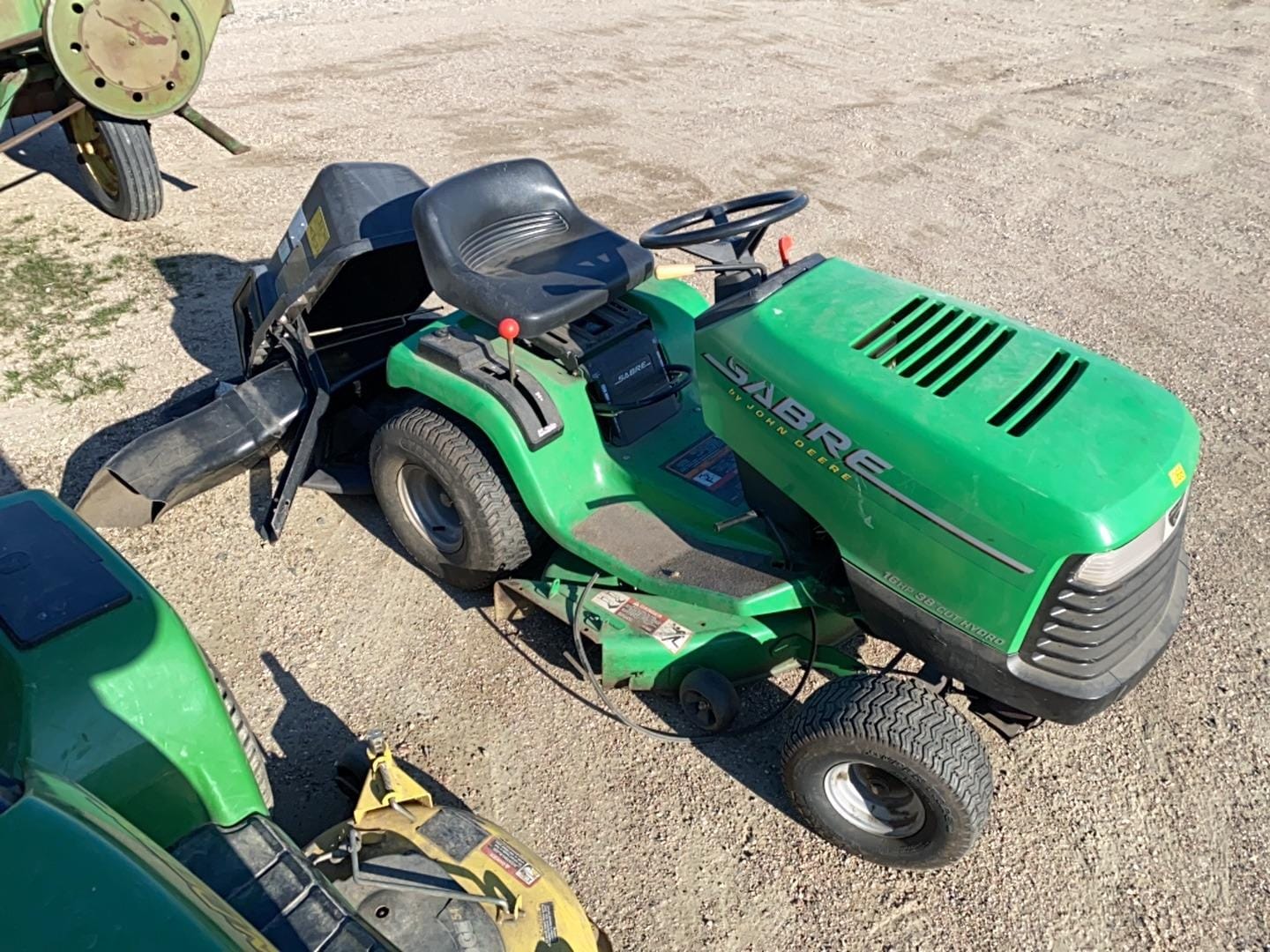 Main image John Deere Sabre