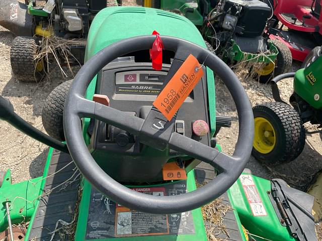 Image of John Deere Sabre equipment image 3