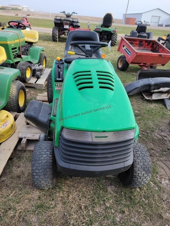 Image of John Deere Sabre equipment image 2