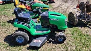 Main image John Deere Sabre