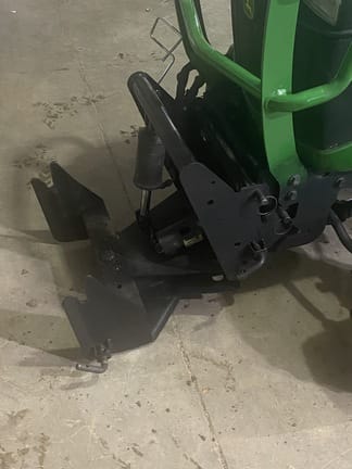 John Deere 47" Snow Blower Equipment Image0