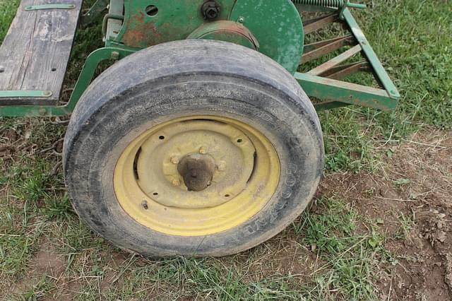 Image of John Deere Van Brunt equipment image 4