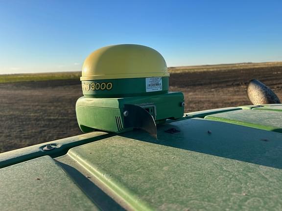 Image of John Deere StarFire 3000 Image 1