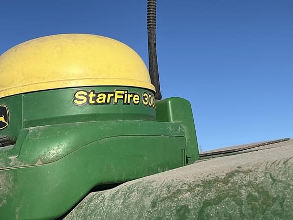 Image of John Deere StarFire 3000 Image 0