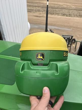 Image of John Deere StarFire 3000 Image 1