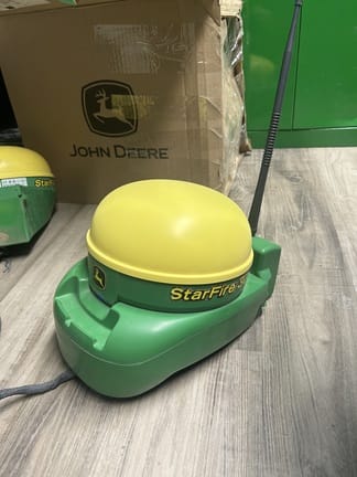 John Deere StarFire 3000 Equipment Image0