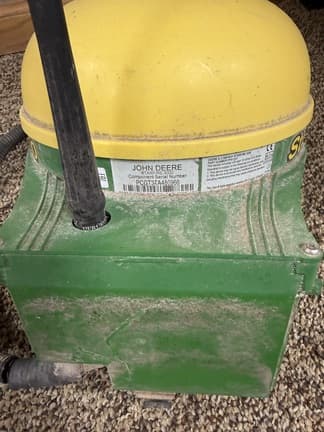 Image of John Deere StarFire 3000 Image 1