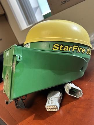 Image of John Deere StarFire 3000 Image 0