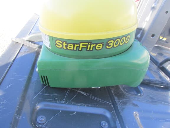 Image of John Deere StarFire 3000 Image 1