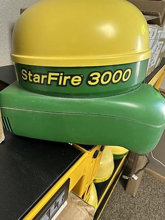 Image of John Deere StarFire 3000 Primary Image