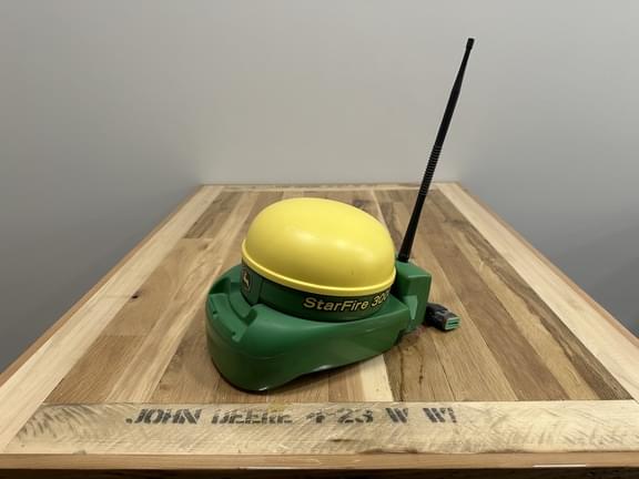 Image of John Deere StarFire 3000 Image 0