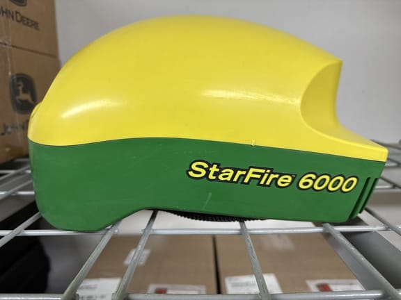 John Deere StarFire 6000 Equipment Image0