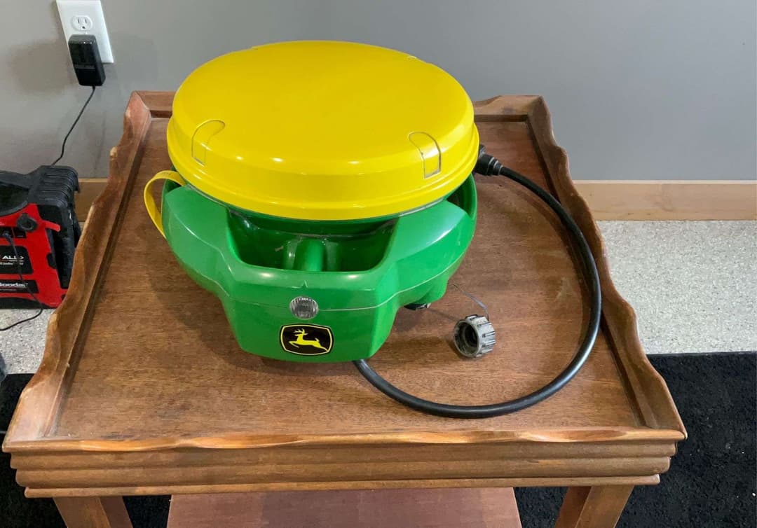 Image of John Deere StarFire 7000 Image 0