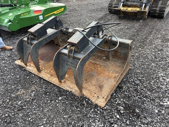 Undetermined SG81 Equipment Image0