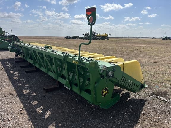 Image of John Deere SH12R equipment image 3