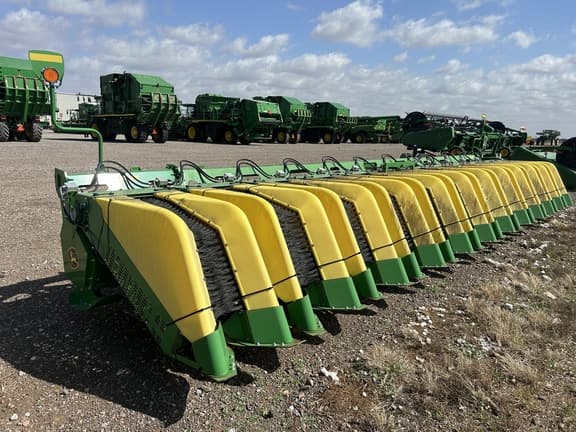 Image of John Deere SH12R equipment image 4