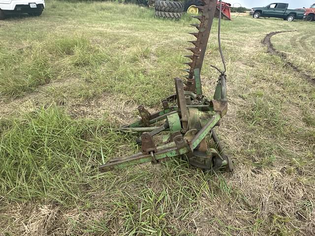 Image of John Deere Undetermined equipment image 2
