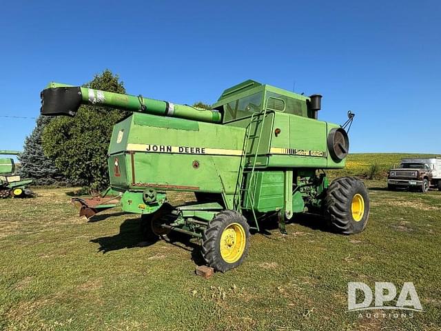 Image of John Deere 6620 Sidehill equipment image 3