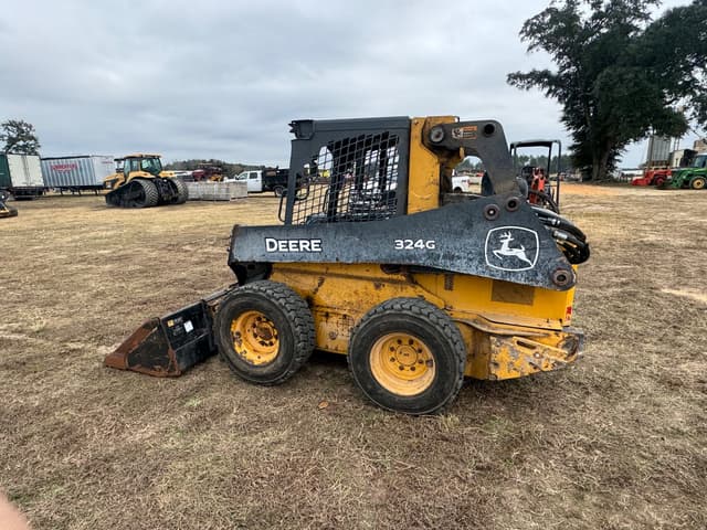 Image of John Deere 324G equipment image 2