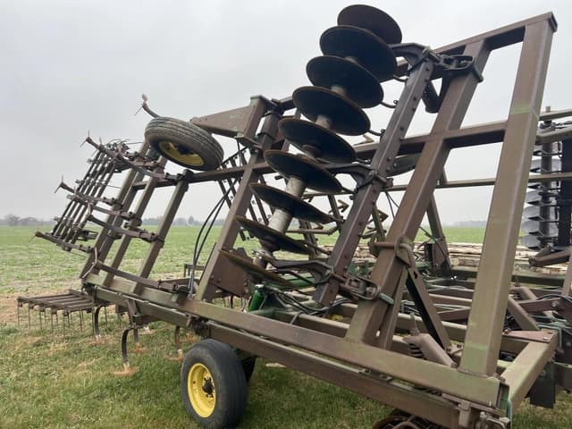 Image of John Deere 722 equipment image 3