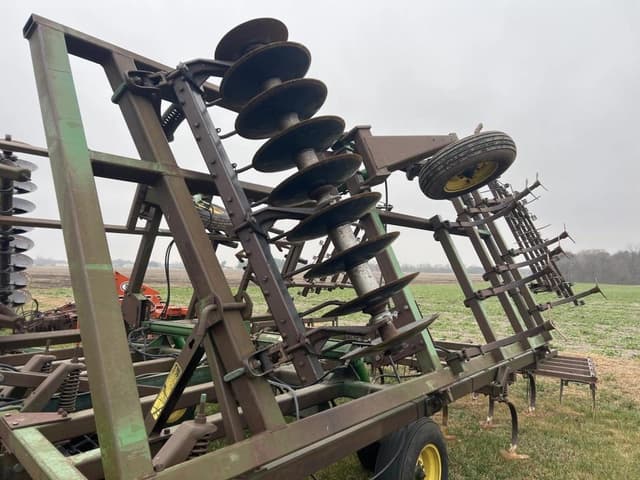 Image of John Deere 722 equipment image 2