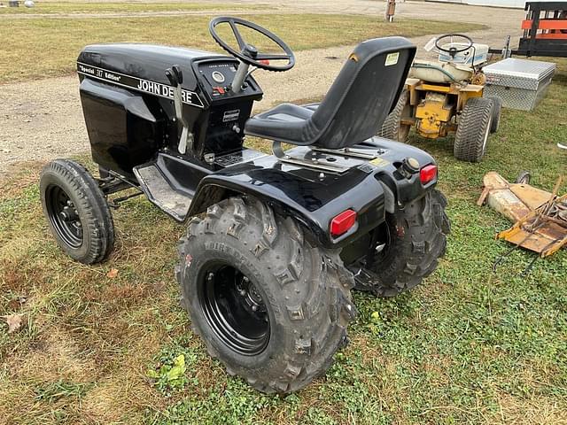 Image of John Deere 317 equipment image 4