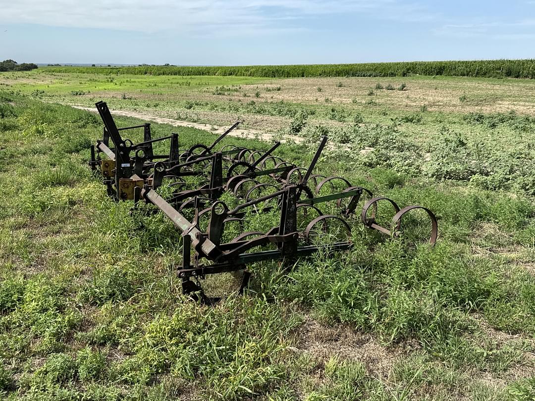 Image of John Deere Undetermined Primary image