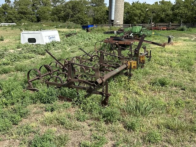 Image of John Deere Undetermined equipment image 1