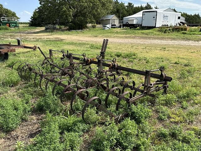Image of John Deere Undetermined equipment image 4