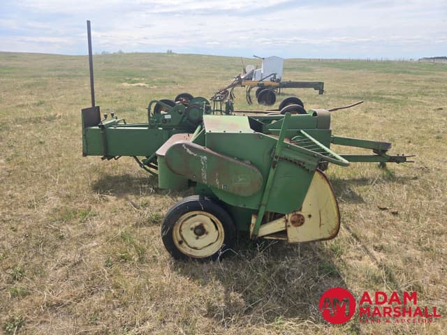Image of John Deere 24T equipment image 2