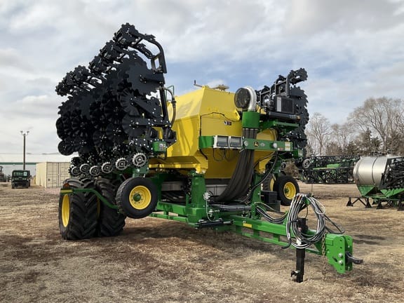 John Deere ST16 Equipment Image0