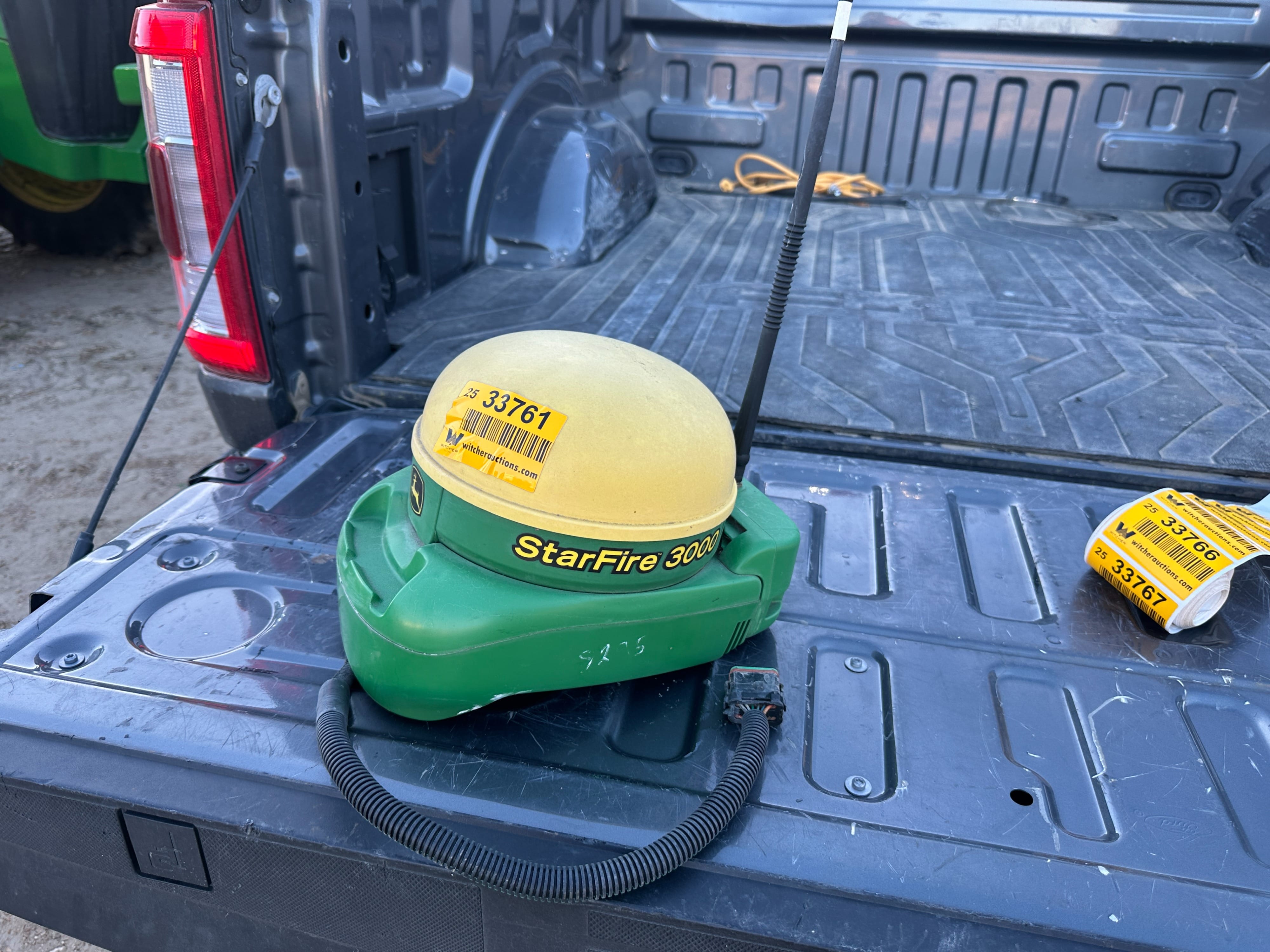 John Deere StarFire 3000 Equipment Image0