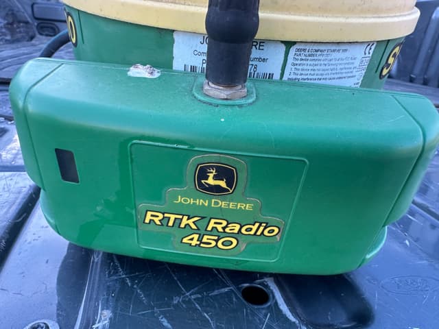 Image of John Deere StarFire 3000 equipment image 2