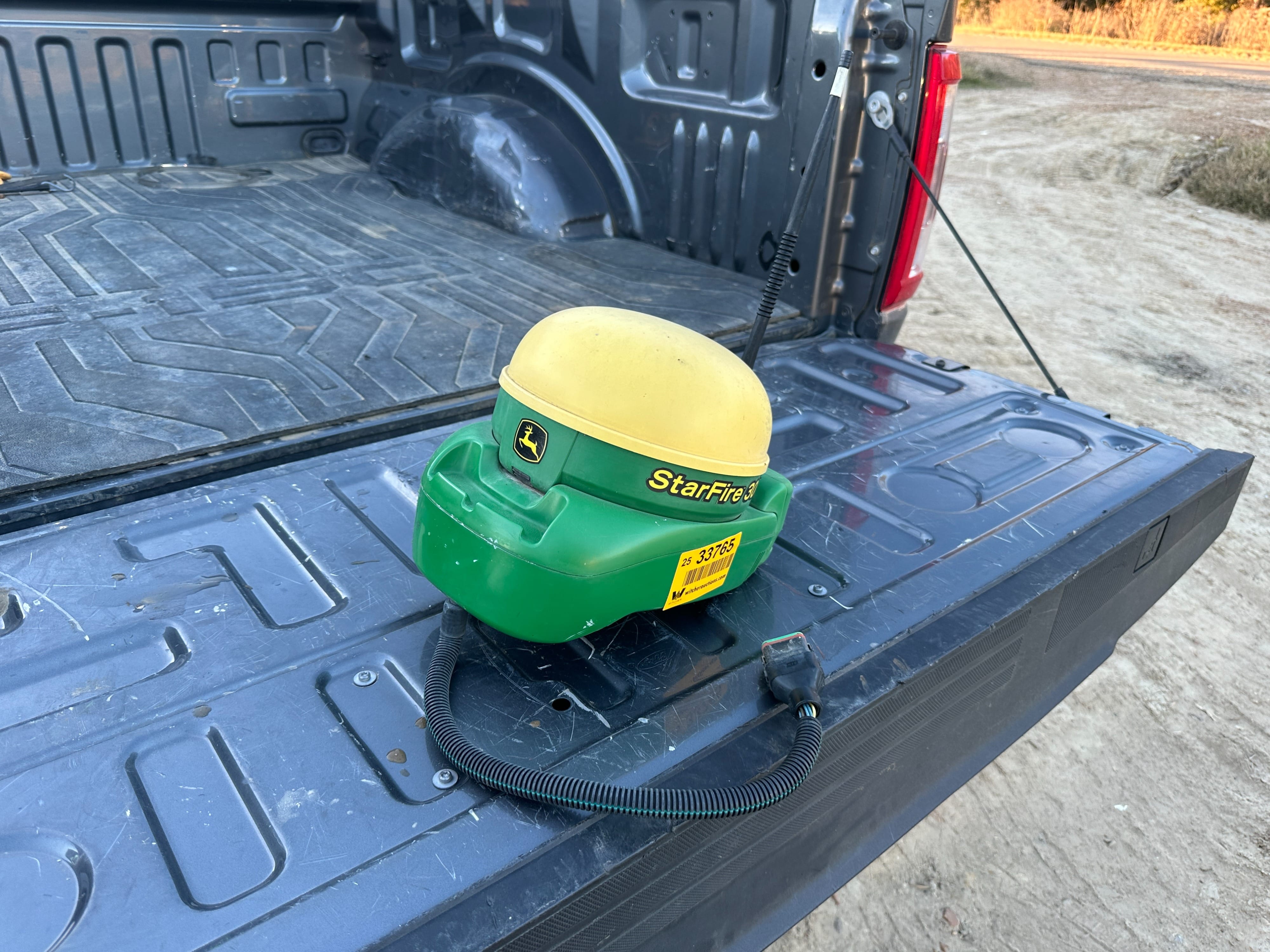 John Deere StarFire 3000 Equipment Image0