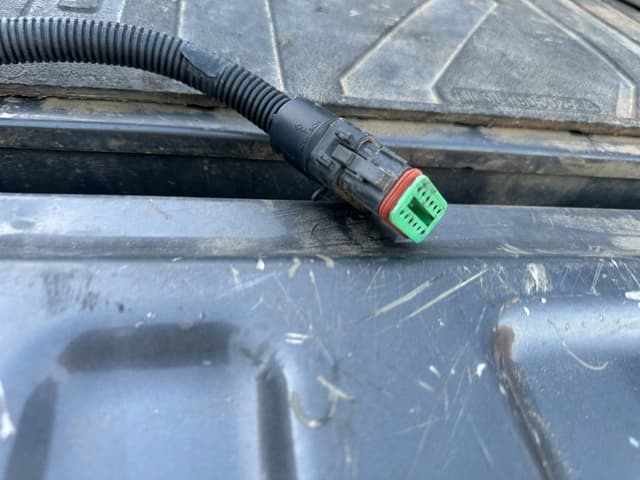 Image of John Deere StarFire 6000 equipment image 2