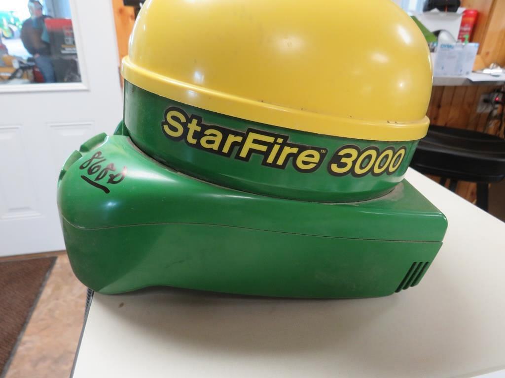 Image of John Deere StarFire 3000 Image 0