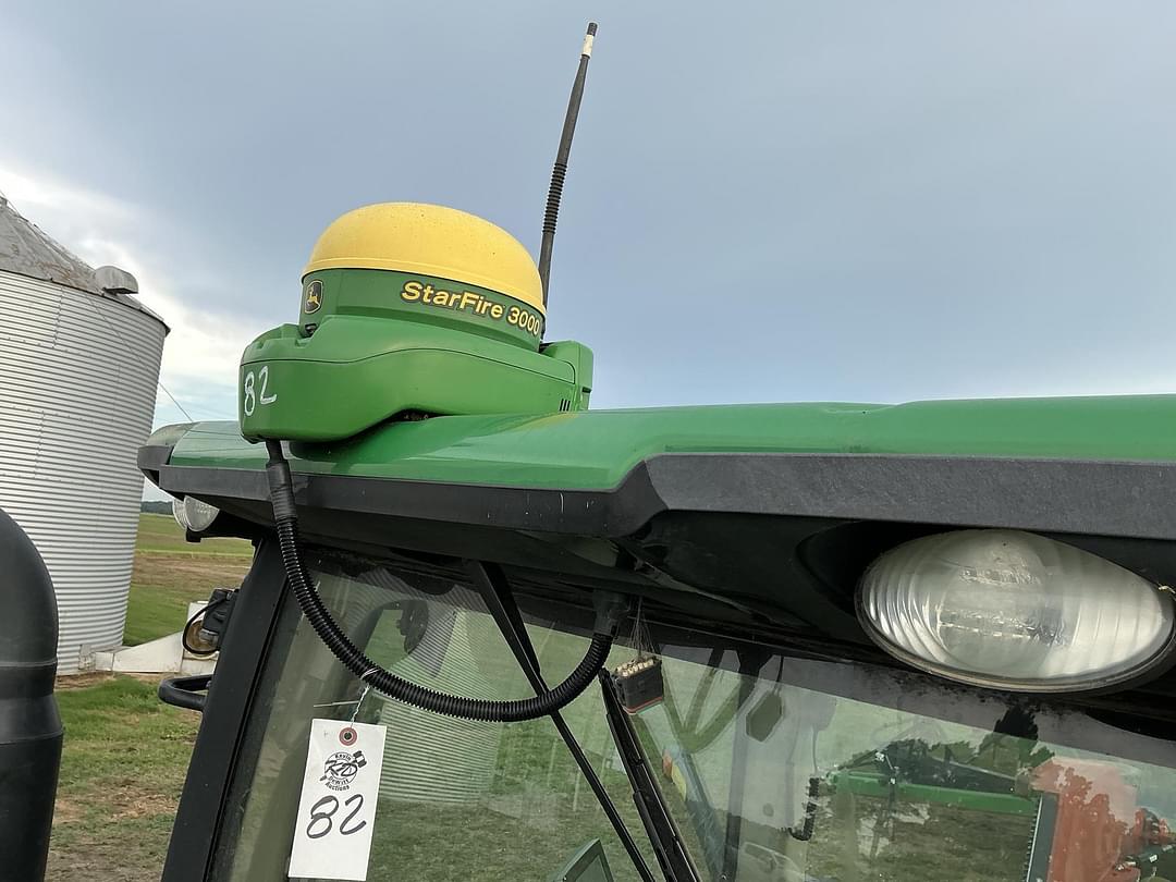 Image of John Deere StarFire 3000 Image 1
