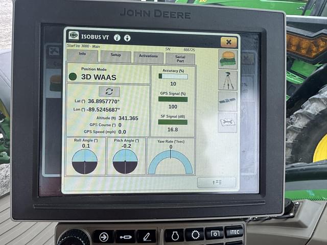 Image of John Deere StarFire 3000 equipment image 3