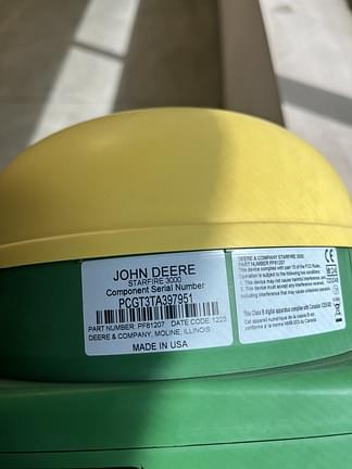 Image of John Deere StarFire 3000 Image 1