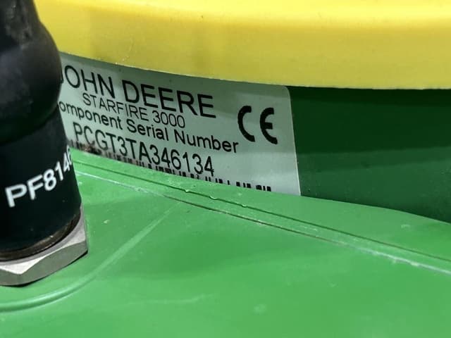 Image of John Deere StarFire 3000 equipment image 4