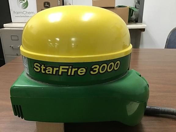 Image of John Deere StarFire 3000 Primary image