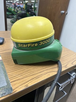 John Deere StarFire 3000 Equipment Image0