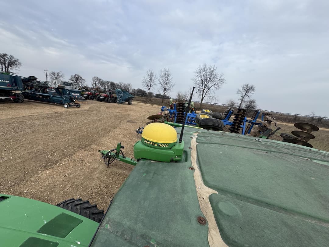 Image of John Deere StarFire 3000 Primary image